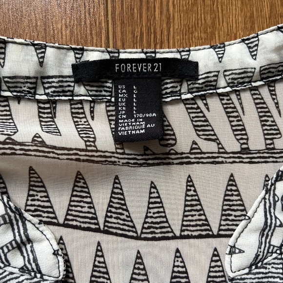 Forever 21 sheer blouse - Picture 2 of 4